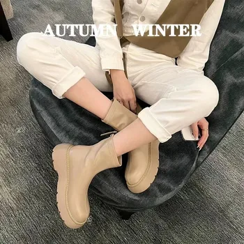 Есенно-зимни дамски корейската версия, нови малки бели ежедневни къси ботуши от дебела подметка