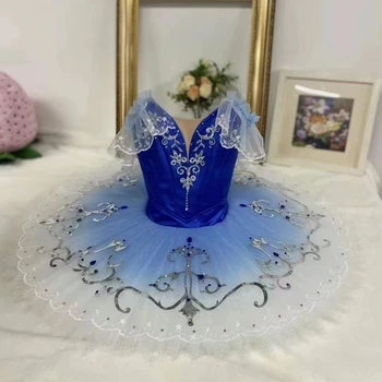 Спящата красавица, Синята птица, дъщеря Раймонды и други рокли-опаковки, направен е специално за деца и възрастни